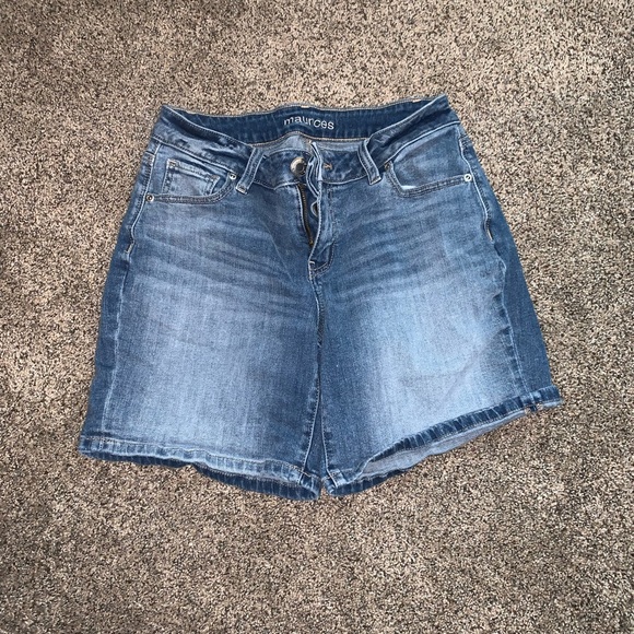 Maurices Pants - Light wash jean shorts